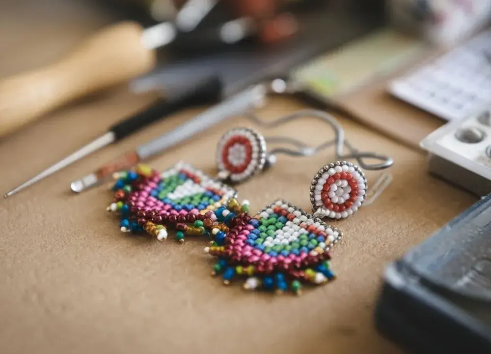 Biżuteria hand made jak zacząć - proste kroki do twórczości
