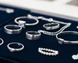Bransoletka Tiffany & Co – elegancja, styl i wyjątkowe opcje zakupu