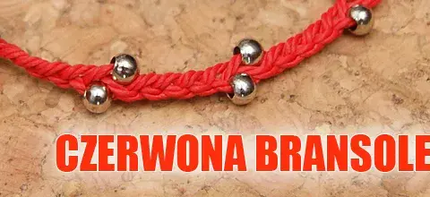Czerwona bransoletka na której ręce? Odkryj jej znaczenie i moc